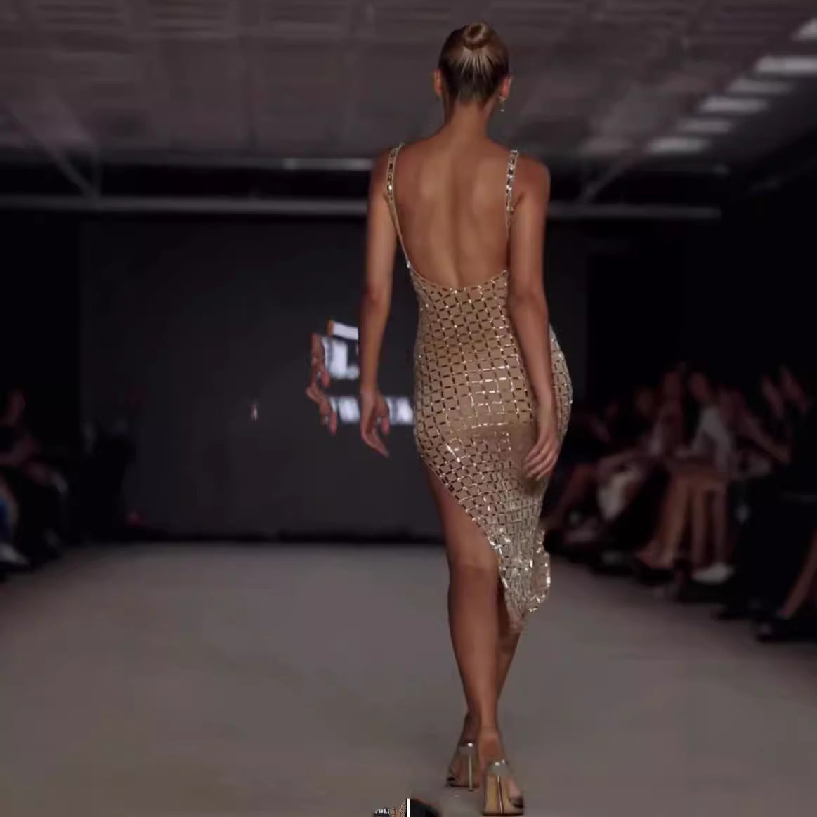 Sexy socialite V Asymmetric Neckline European and American Style Backless Cross-border Tailored Rhinestone Dress