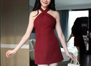 Elegant and Chic Waist-Cinching Backless Bowknot Halter Vacation Dress